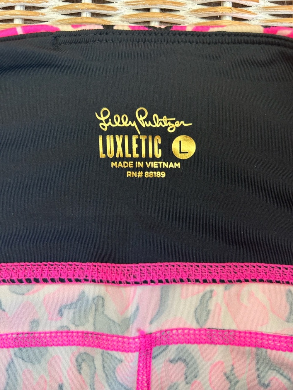 Lilly Pulitzer Luxletic Weekender High Rise Leggings Pink Leopard Size L #91 - Picture 9 of 12